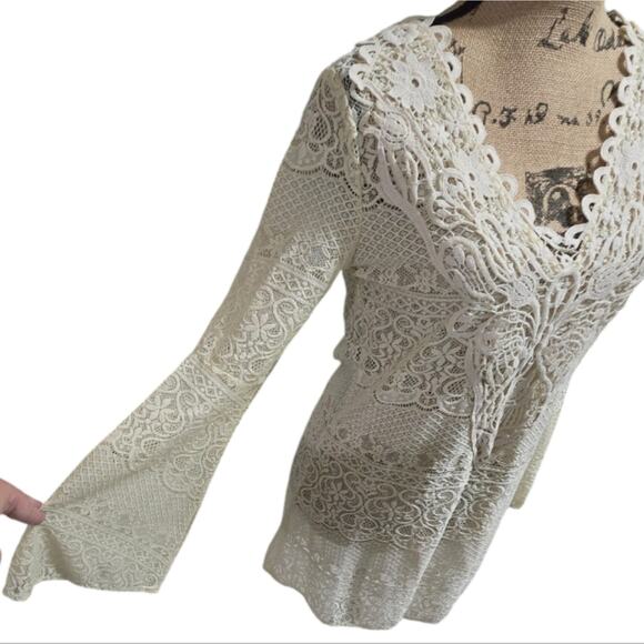 FLYING Tomato Cream Slightly Sheer Bell Sleeve Mini‎ Dress COVERUP Size Medium - Picture 7 of 8